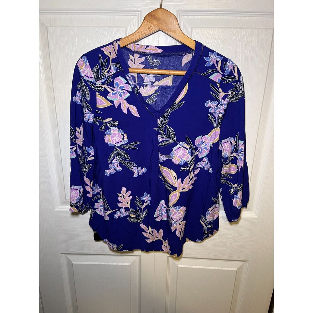 St Johns Bay Womens Floral Blouse Medium Blue V Neck Boho Top